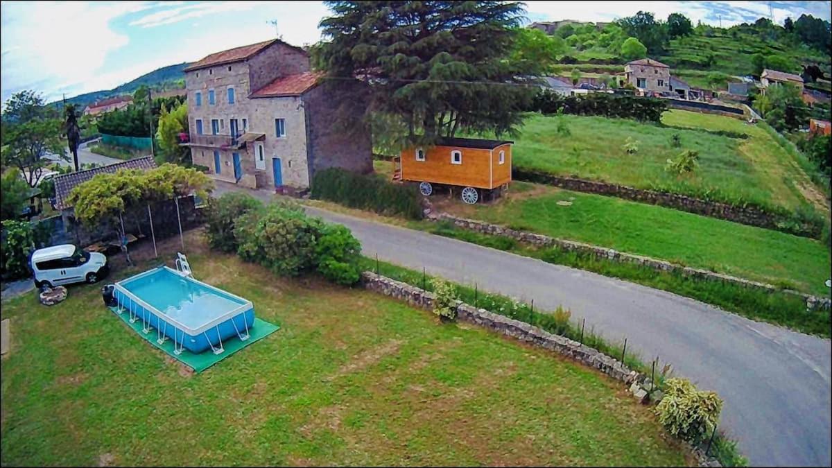 فندق Roulotte De Charme Saint-Genest-de-Bauzon المظهر الخارجي الصورة